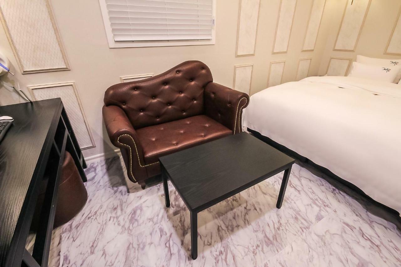 Hotel Seowa Gimhae Buitenkant foto